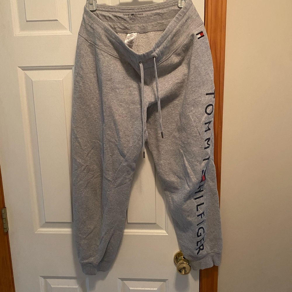 Tommy Hilfiger sweats
